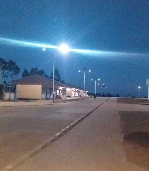 叠彩区非洲科特迪瓦太阳能路灯工程